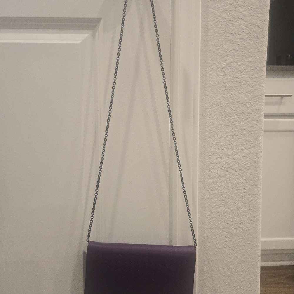 Bottega Veneta Intrecciato Wallet on Chain – Purple EUC Authentic - Picture 11 of 17